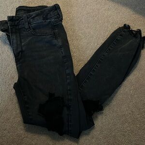 American Eagle Black Ripped Super High Rise Jeggings